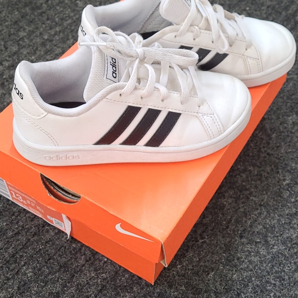 Adidas shoe in size 12